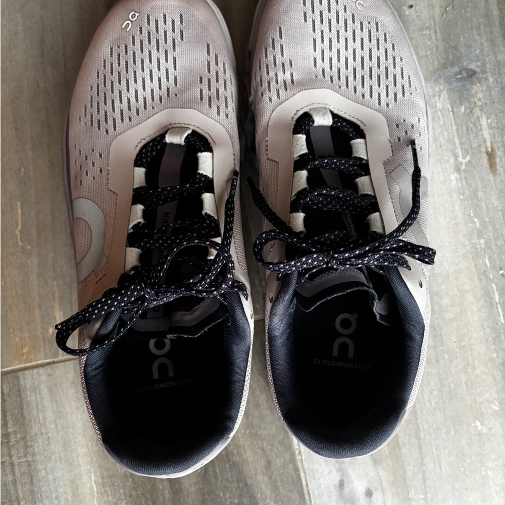 On CloudMonster Running Shoes in Grey/Purple - Picture 7 of 8